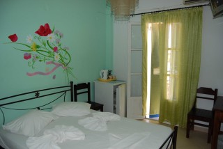 accommodation aegeon pension big bedroom
